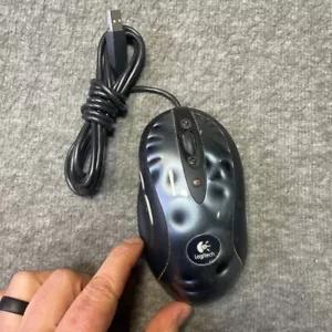 Vintage Logitech MX518 Computer Mouse Wired USB Gray Optical Ergonomic Sleek - Picture 1 of 6