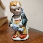 Figurine vintage petit garçon hollandais avec arrosoir occupé Japon 2,5" de haut 