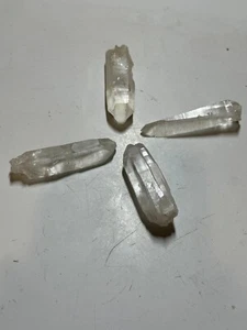CUATRO PUNTOS CRISTAL MINERAL CUARZO - Imagen 1 de 5