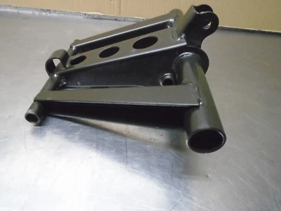 Yamaha VMax 500/600, VMax 4, VX600  Rear Pivot Arm 2 P/N 8AV-47332-01-00 NEW - Image 1 of 4