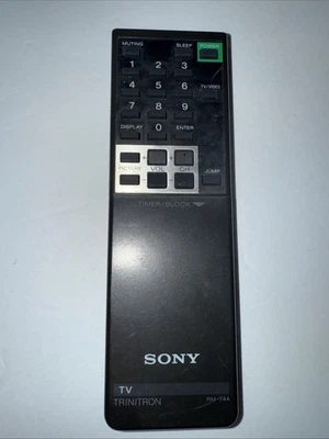 Sony Remote RM-744 KV-2094R KV-27TR22 - Image 1 of 4