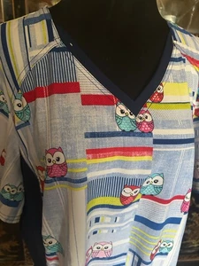 Cherokee Scrub Work Wear Nurse Owl Pattern V Neck Panel Top Sz 2XL - Picture 1 of 10