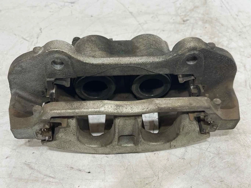 Pinza de freno delantera izquierda para conductor Chrysler Pacifica 2017-2020 68144161AA OEM Foto 1 de 4