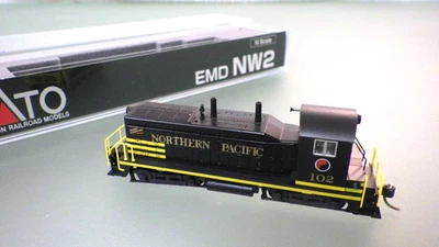 N-Kato DCC/Kobo SOUND Version Locomotive Engine in Box EMD NW2 Northern Pacific - Image 1 of 4
