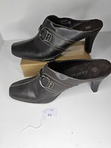 George Rosa Pumps Used Womens Shoes Size 9 Dark Brown