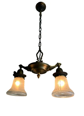 Luminária pendente de latão vitoriana dos anos 1910–20 2 - Imagem 1 de 4