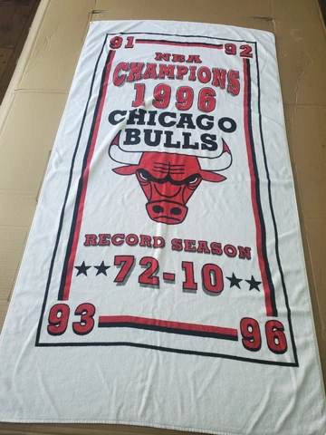 Original VTG Chicago Bulls/Jordan 1996 Championship Towel Cover