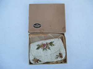 Handgelenk Geldbörse, weiß Glas Samen Perlen bestickt Blumen Marston Company San Diego - Bild 1 von 8