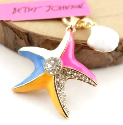 Betsey Johnson Crystal Starfish Shell 3D Gold Pendant Necklace Free Gift Bag - Image 1 of 4