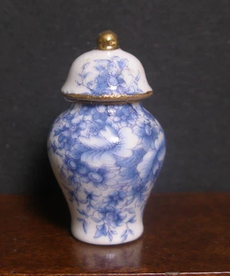 Temple Jar / Vase ~ Dollhouse Miniature ~ UK ~ 1:12 scale ~ C & L  International - Image 1 of 4