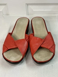 Cole Haan Coral Leather Jonah Slide Sandals With Gold Tone Studs Size 9 - Picture 1 of 16