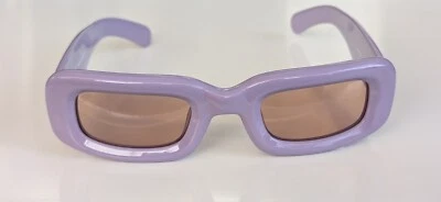 Gafas de sol cuadradas con marco lila púrpura inflado Akila Verve nuevas acolchadas $160 Foto 1 de 4