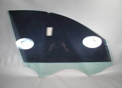 Оригинальное правостороннее переднее стекло на окно для седана BMW E90 E91 3-Series 2006-2012 годов выпуска - Изображение 1 из 2