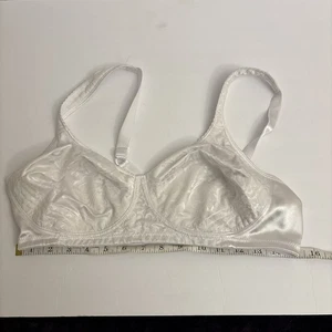 Playtex Womens 18 Hour Bra 42B Wirefree Ultimate Lift 4745 White - Picture 1 of 10
