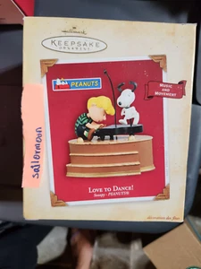 Hallmark Keepsake Peanuts Music Movement Love to Dance Snoopy Ornament NEW Magic - Picture 1 of 2