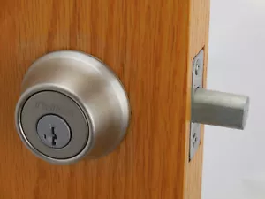 Kwikset SmartKey Deadbolt Satin Nickel 66015SmartKey #8p5 - Picture 1 of 4