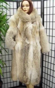 ~BRAND NEW COYOTE FUR COAT WOMEN WOMAN - Picture 1 of 1