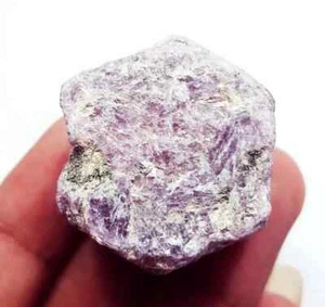 Natural Ruby Corundum Rough 192.35 Ct Loose Gemstone With Free Gift - Picture 1 of 8