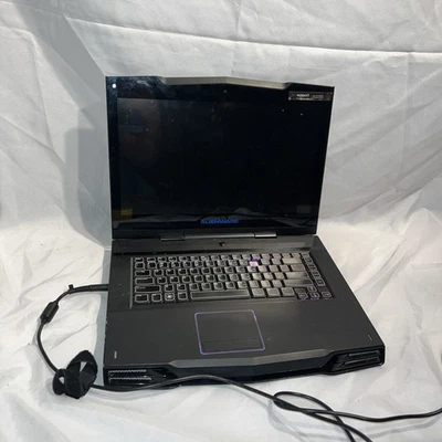 Portátil Alienware M15x 15,6" Intel Core i7-Q720 1,60 GHz 4 GB RAM NVIDIA ROTO Foto 1 de 4