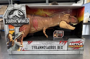 Figura Roarin Super R1 Jurassic World Battle Damage Tyrannosaurus Rex - Imagen 1 de 4