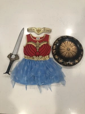 Disfraz de Mujer Maravilla para Niña 4/5 Cosplay con Accesorios Foto 1 de 3