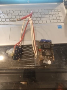 Módulo de interruptor de encendido John Deere 345 335 325 Number-070000 - AM122913 - Imagen 1 de 5