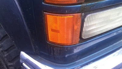 Marcador lateral inferior de esquina/estacionamiento para pasajeros se adapta a camioneta GMC 3500 94-02 Foto 1 de 4