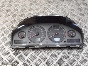 2001 VOLVO V70 TACHO KOMBIINSTRUMENT BENZIN LHD 2400PETROL 8637993 - Picture 1 of 5