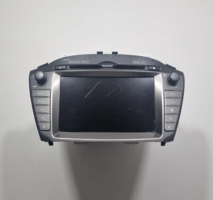 HYUNDAI IX35 2009-15 CAR RADIO NAVIGATOR GPS 96560-2Y600 ORIGINAL - Picture 1 of 9