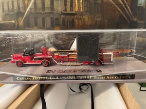 Fire Replicas FR062-8 1954 FWD Chicago Fire TDA Ladder 8 1:50 - Bild 1 von 5