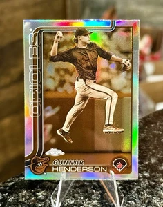 2025 Topps Chrome GUNNAR HENDERSON SEPIA REFRACTOR Baltimore Orioles - Picture 1 of 2