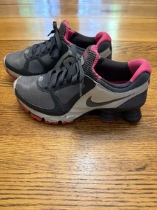 Nike Shox Turbo 10 Damenschuhe Größe 7,5 grau pink Laufen 385752-003 sportlich - Bild 1 von 10