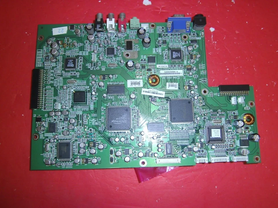 LT-23X475 PWB-0692-06 V23ULAJ-U06 PLACA DE VIDEO PRINCIPAL PARA JVC 2461A Foto 1 de 1