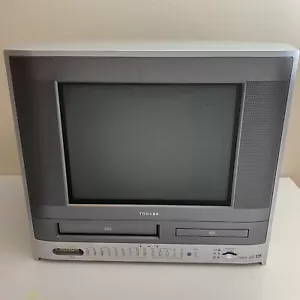 Toshiba 14" MW14F51 FST TV VCR DVD Combo Retro Card Slot TESTED No Remote READ - Picture 1 of 10