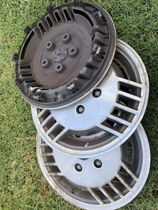 7x Mixed Genuine OEM Pontiac Hubcap Wheel Covers OEM 10051392 (4), 10091722 (3) - Bild 1 von 22