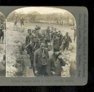 Antique WWI Stereoview Card 3D Soldiers About to Enter Tear-Gas Trench - Picture 1 of 3