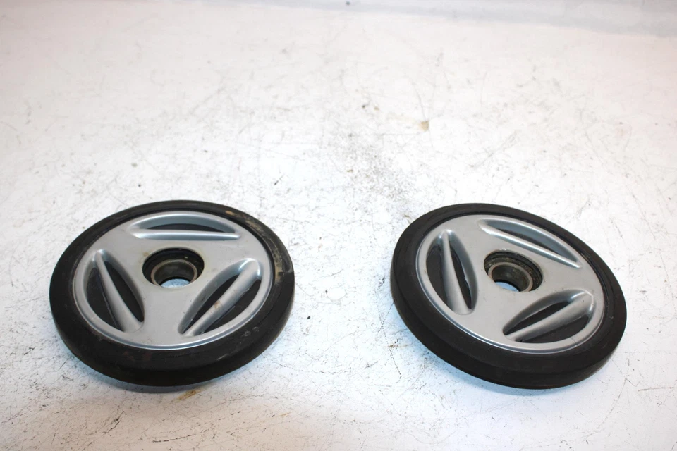 02 Ski-doo Grand Touring 500 Oem Rear Outer Idler Wheel Pair 503190856 SS24.1 - Image 1 of 4
