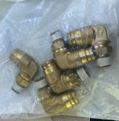 P00053 DOT MALE ELBOW 90 - SWIVEL PRESTOMATIC DOT 3/8 X 1/4  5 Pieces - Image 1 of 2