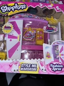 Shopkins Tall Mall Spielset mit Aufzug und 4 exklusiven Shopkins SELTEN NEU Neu im Karton - Bild 1 von 1