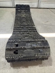 2014 Yamaha venture PZ 50 track tread Rubber 366 - Picture 1 of 20