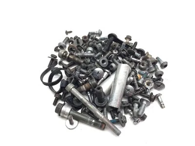 Kit de pernos varios 2000 Yamaha YZF R1 3309 Foto 1 de 3