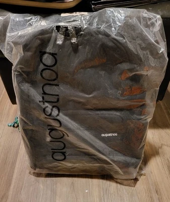 AUGUSTNOA Mochila Clásica NOA Funda para Portátil, Múltiples Compartimentos, $148 NUEVA Foto 1 de 4