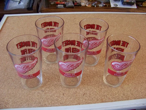 5 Detroit Red Wings 1935 1936 Champions glasses The Hockey Beer for Hockeytown Cover