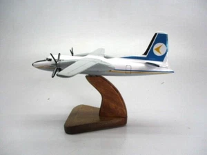 Fokker F27 East-West Aircraft replica desktop forno legno essiccato modello piccolo nuovo - Foto 1 di 6