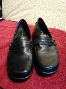 Liz Claiborne Flex Damengröße 7M schwarz Slipper Freizeit elegante Halbschuhe   - Bild 1 von 5
