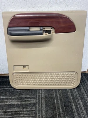 Panel puerta trasera izquierda camioneta Ford F-250 2005-2007 Foto 1 de 4