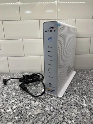 Arris Surfboard SVG2482AC Cable Modem Router 3-in-1 WiFi DOCSIS 3.0 - White - Image 1 of 3