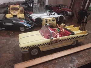 RARE Vintage Sega Crazy Taxi R/C car Radio Control 27 mhz - Picture 1 of 12