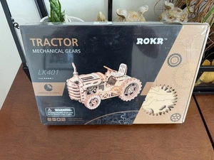 ROKR 3D Holzpuzzle Brainteaser Traktor Mechanische Zahnräder Holz Bastelset NEU - Bild 1 von 2
