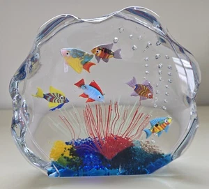 Fermacarte scultura acquario pesci arte vetro Murano Italia grande vintage 7X8" - Foto 1 di 6